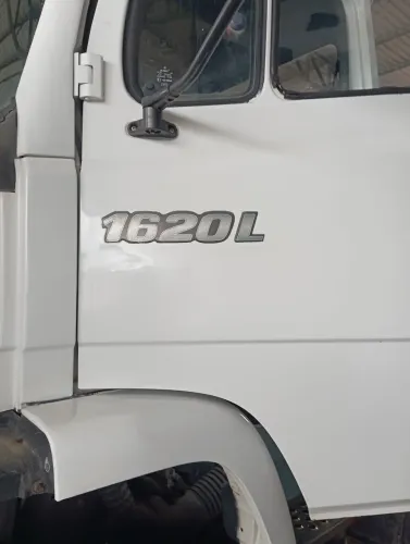 mb 1620 6x2 ano 1999, ja o bomba grande, graneleiro