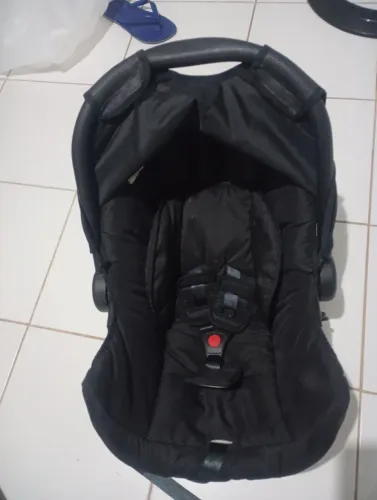 Bebê conforto pouco usado,... 250,00
