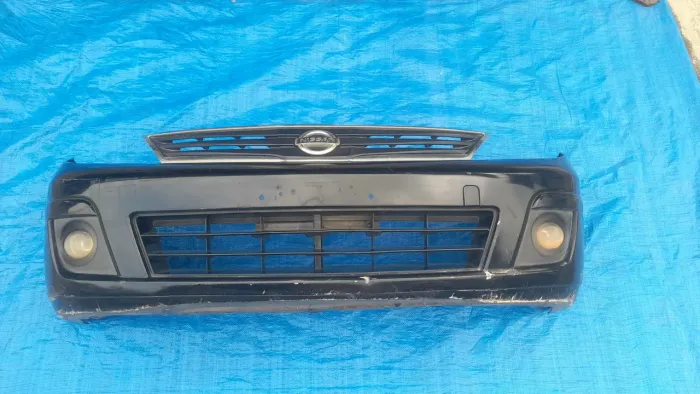 Parachoque dianteiro nissan tiida 2012