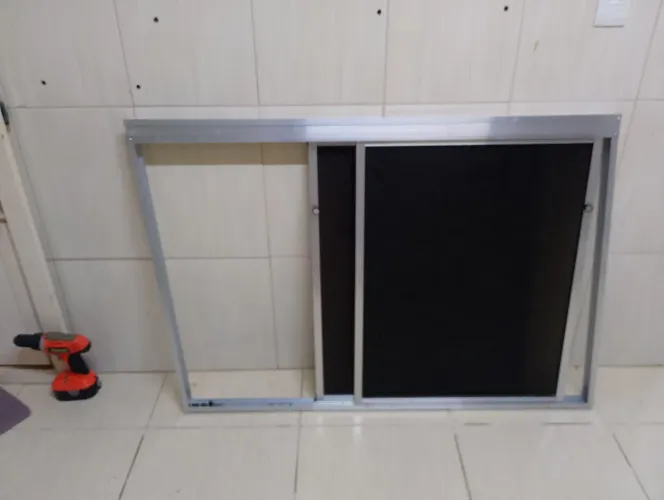 Vendo box para pia medindo 1,26 por 88