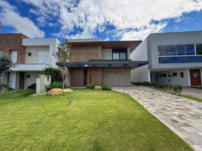 Casa mobiliada e decorada com piscina e 04 suítes à venda - Condomínio Capão Ilhas Resort