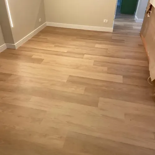 Instalador de Piso Vinílico e Rodapé