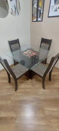 Vendo mesa de vidro