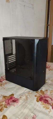 Gabinete Gamer Rise Mode Z3 Glass, Lateral em Vidro Fumê, Sem FANs, Preto.