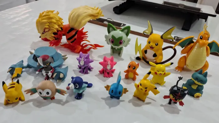 Kit 17 pokémons - actions figures lote