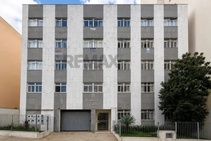 Apartamento de 1 quarto em excelente localização no Centro de Juiz de Fora