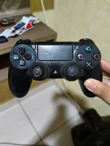 Controle ps4 original defeito 