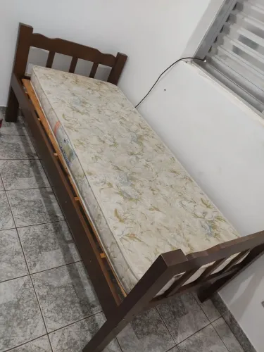Cama solteiro com cama 