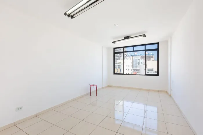 Sala comercial na Rua Riachuelo, 326 - 192 - 19 andar.  45 m²