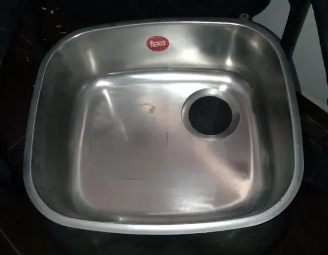 Cuba de embutir TEKA em aço Inox 18/10