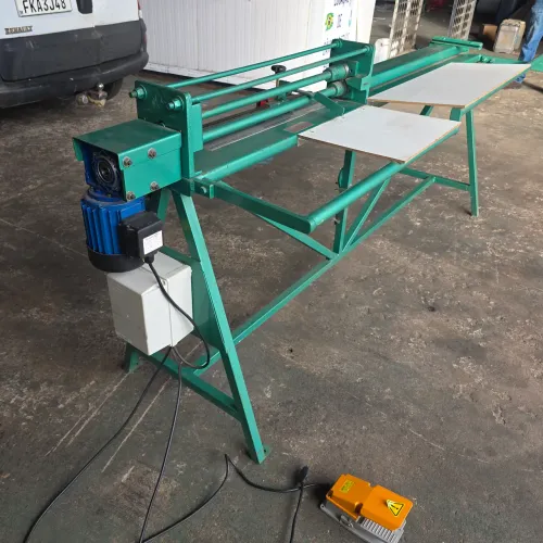 Tesoura rotativa automática