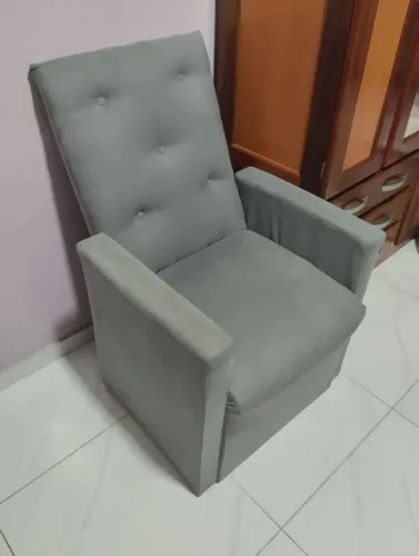 Poltrona de amamentação 