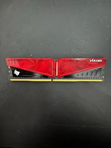 MEMÓRIA RAM 8GB 3000Mhz DDR4