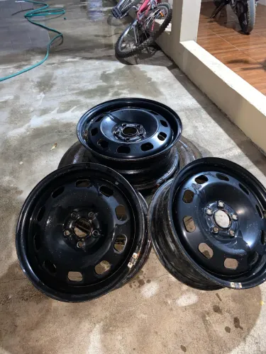 Jogo de Rodas de Ferro Aro 15 Volkswagen