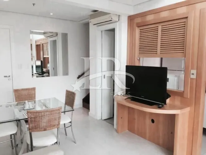 LR Flats Apartamento e Studio - Apartamento Duplex para locação em Moema
