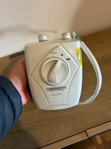 Aquecedor de água elétrico