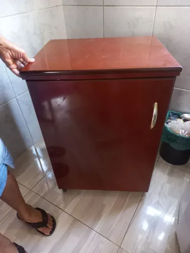 Móvel de maquina de costura