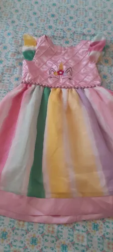 Vestido temático unicórnio 4 a 5 anos