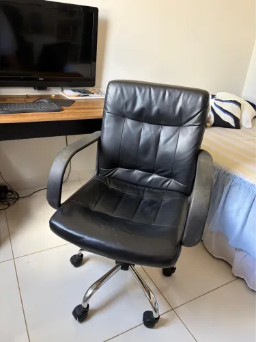 CADEIRA DE ESCRITÓRIO 