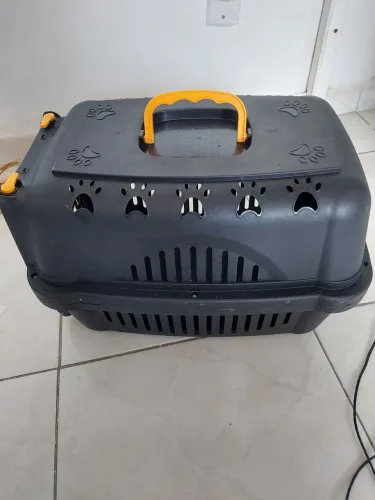 Caixa para cães ou gatos
