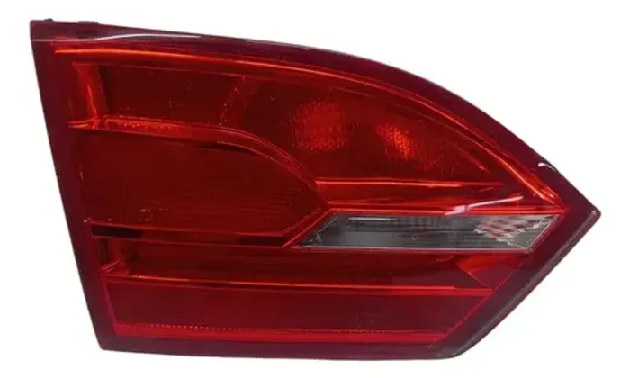 Lanterna Esquerda Tampa Volkswagen Jetta 2012 2013
