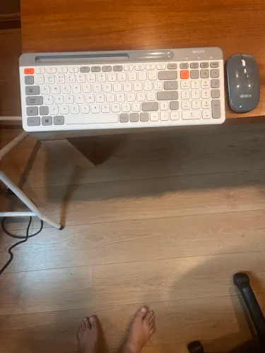 Teclado mecânico sem fio Bluetooth recarregavel padrão ABNT2 teclado numérico 2.4G