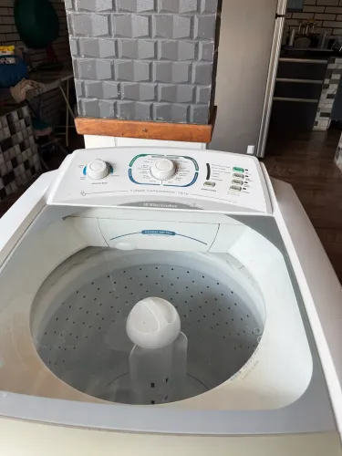 MÁQUINA LAVAR ROUPA ELECTROLUX 15KH + Nova do DF.