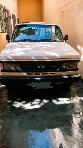 Chevrolet D-20 S / Luxe 3.9/4.0 Diesel 1995