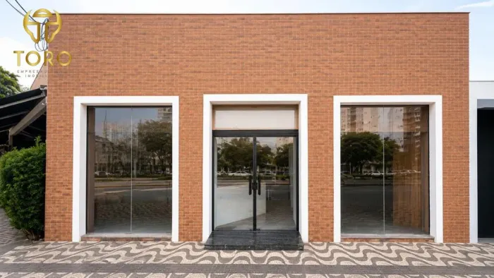 Salão para alugar em Maringá, Zona 02, com 100 m²