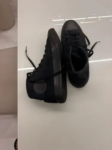 Tênis Converse Chuck Taylor All Star Monochrome Canvas Unissex Preto / Preto