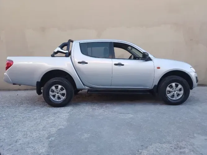 Mitsubishi L200 Triton GLX 3.2 CD TB Int.diesel MEC 2018