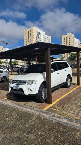 Mitsubishi Pajero Dakar HPE 3.2 4X4 T.I Dies 5P AUT 2015