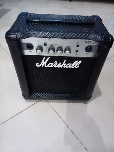 Cubo Marshall Mg10cf semi novo