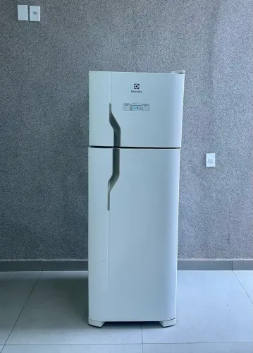 Geladeira Electrolux Frost Free DFN39 310litros Conservada 