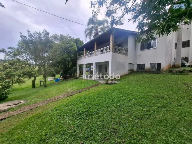 Chácara com 6 quartos à venda, 10000 m² por R$ 1.200.000 - Chácaras Rurais de Guararema -