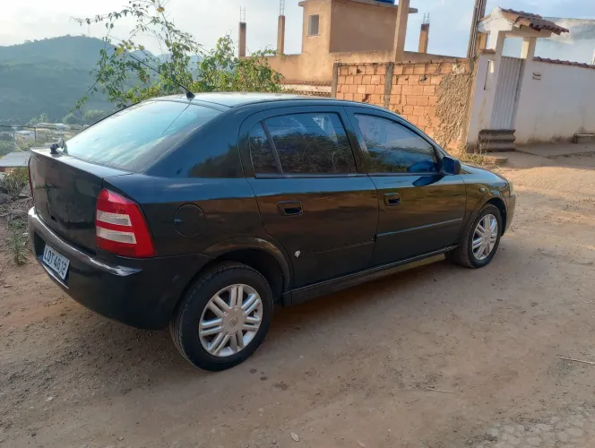 Chevrolet Astra 2.0 8V/ CD 2.0 8V Hatchback 5P MEC 2003