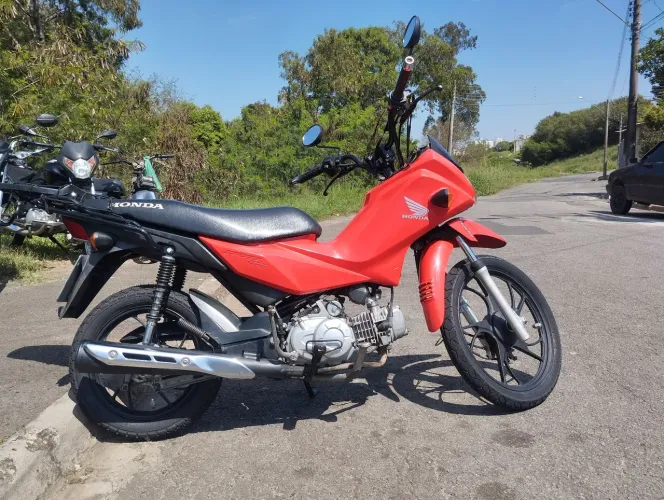 Pop 110i ano 2021com partida elétrica e pedal em ótima condições 