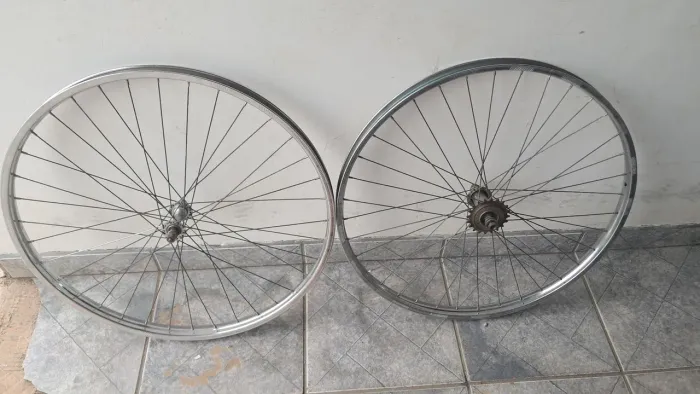 Rodas para bike anos 80 (Poti/Ceci/Monark) Aro 26X1,1/2.