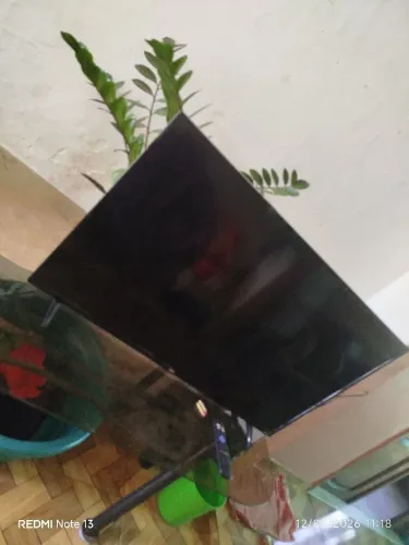 Tv aoc Roku tv 43 não liga