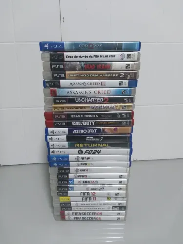 Lote de Jogos 18 de ps3 e 3 de Ps4 e 4 de ps5