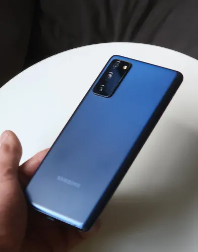 SAMSUNG S20 FE 128GB - Celular 100% ?