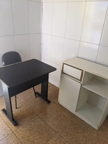 Balcão + Mesa e Cadeira