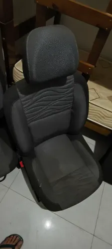 Vendo Bancos da Duster