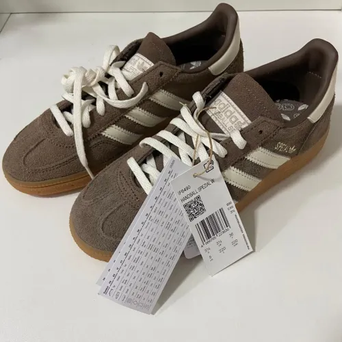 Tênis Adidas NOVO