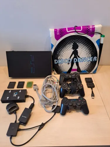 KIT PLAYSTATION 2 - CONSOLE + TAPETE + ACESSÓRIOS + 75 JOGOS
