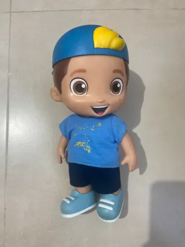 Boneco Lucas Netto