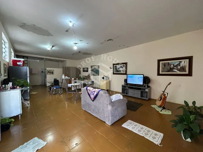 Salão Comercial na Vila Queiroz em Limeira-SP