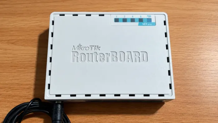 MIKROTIK hEX E50UG - 5 PORTAS GIGABIT