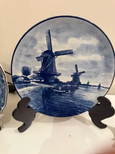 Prato Decorativo em Porcelana Azul e Branca Estilo Delft Holandês - 30 cm