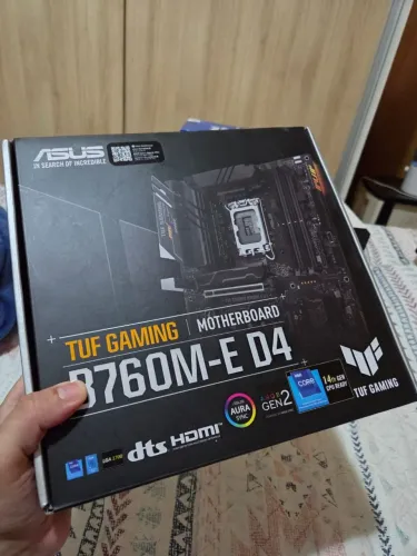 Placa-mãe TUF GAMING B760M-PLUS D4 da ASUS